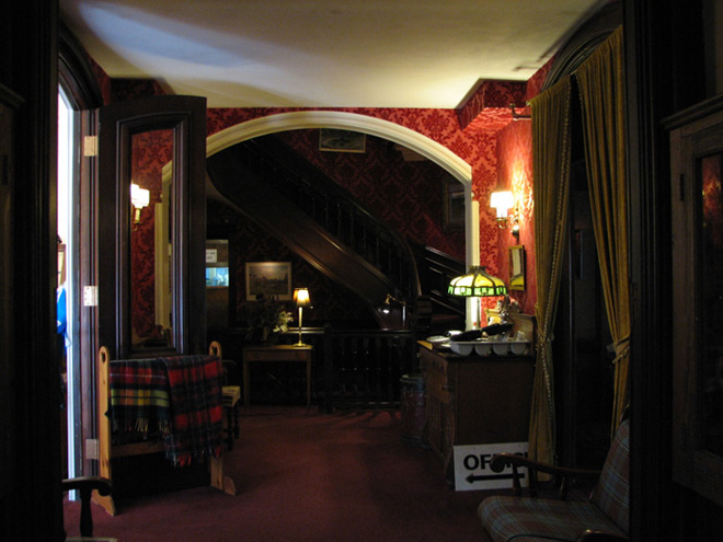 73GrandStairway